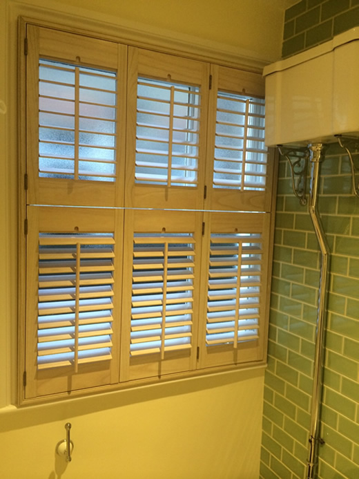 bathroomshutters